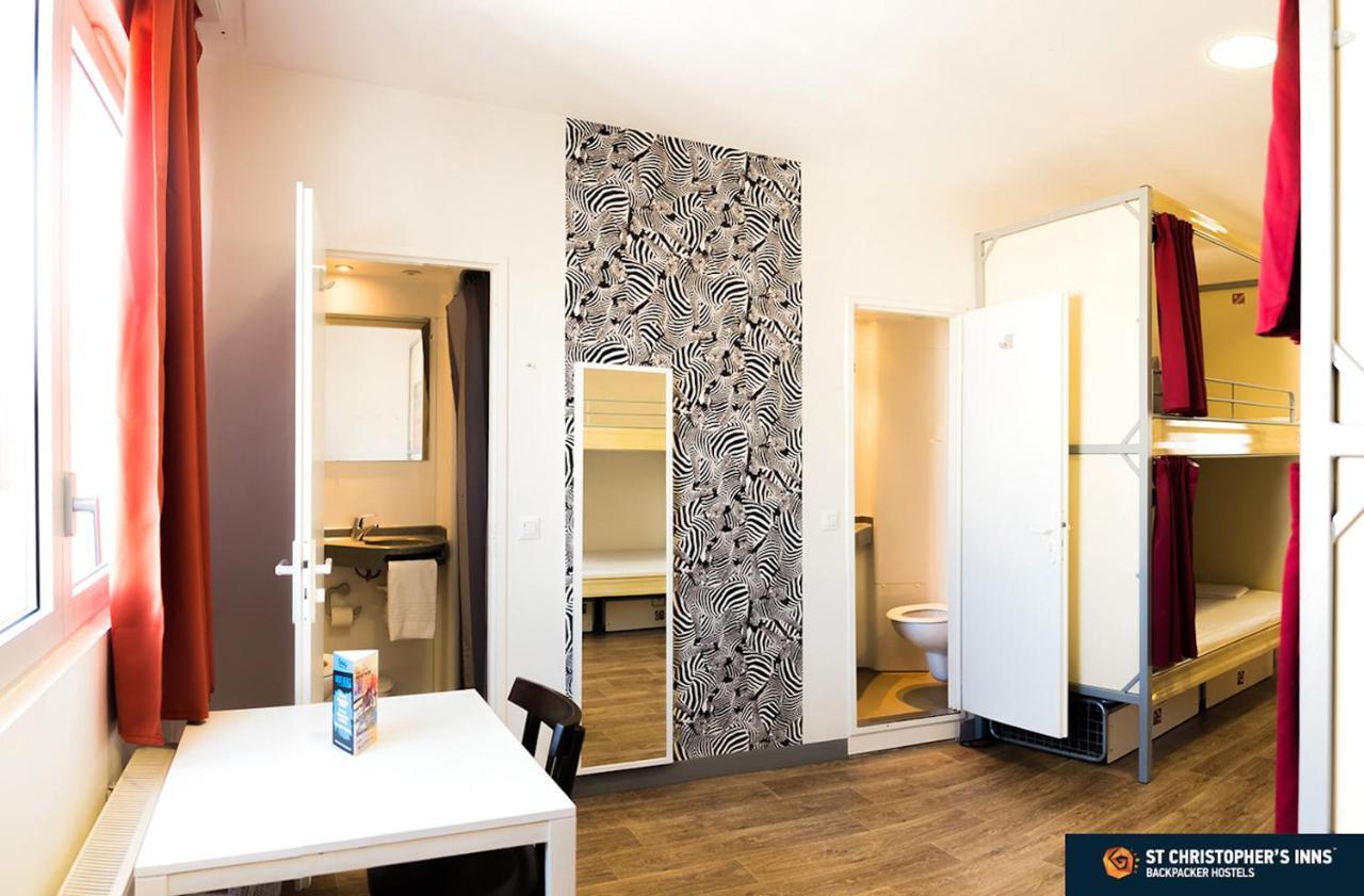 St Christopher'S Budget Hotel Paris - Gare Du Nord Esterno foto